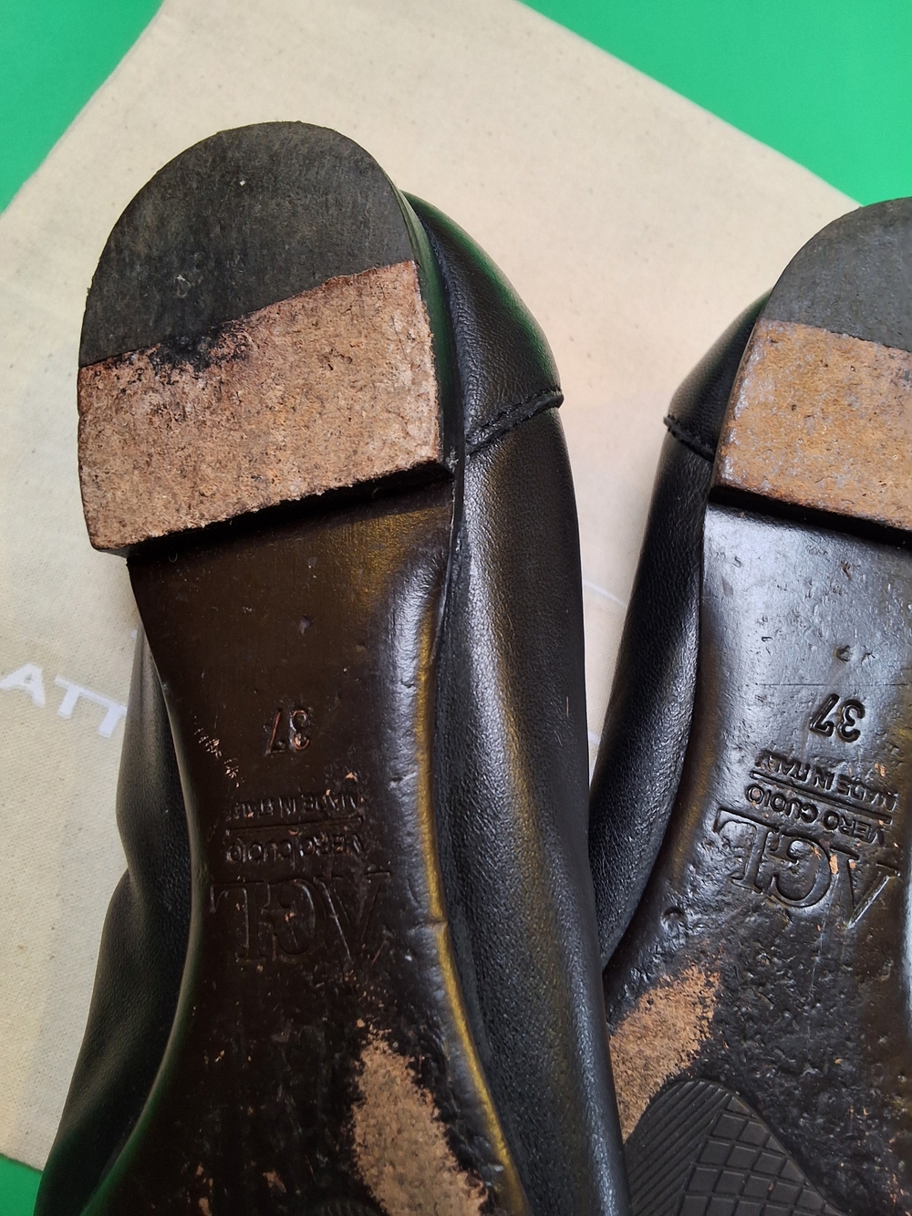 AGL Black Patent Leather Ballet Flats with Silver Buckle - Picture 5 of 14